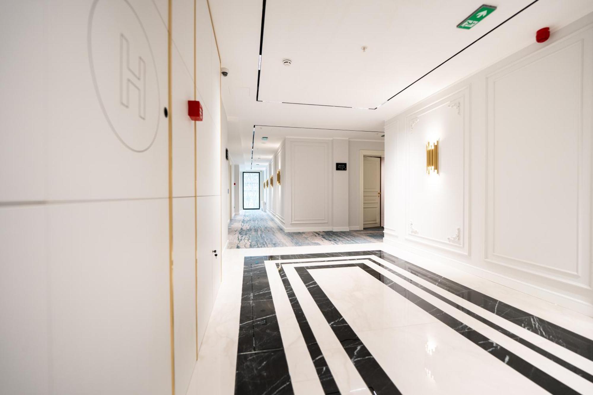 New Belgrade Premium Hotel Luaran gambar