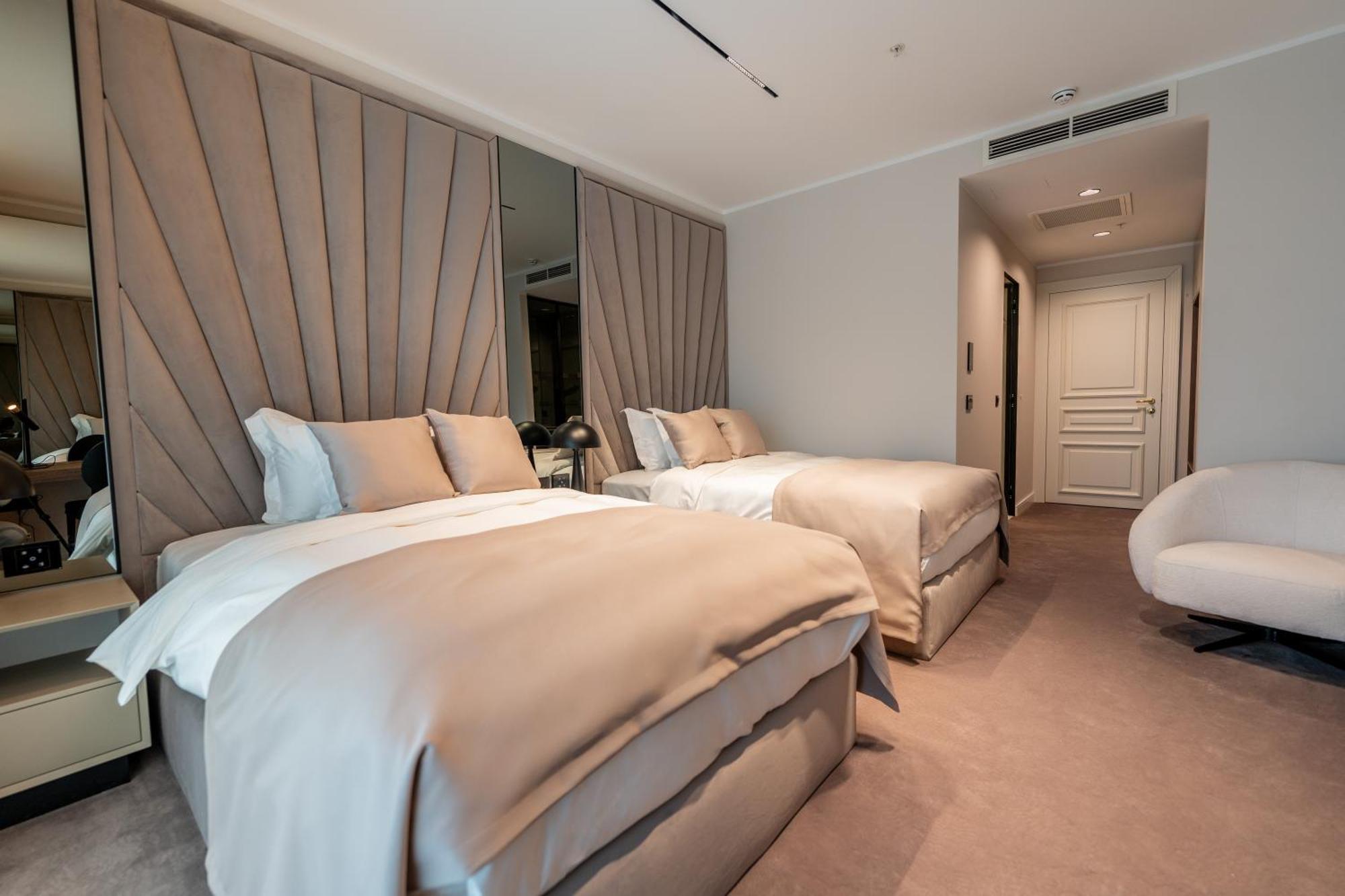 New Belgrade Premium Hotel Luaran gambar