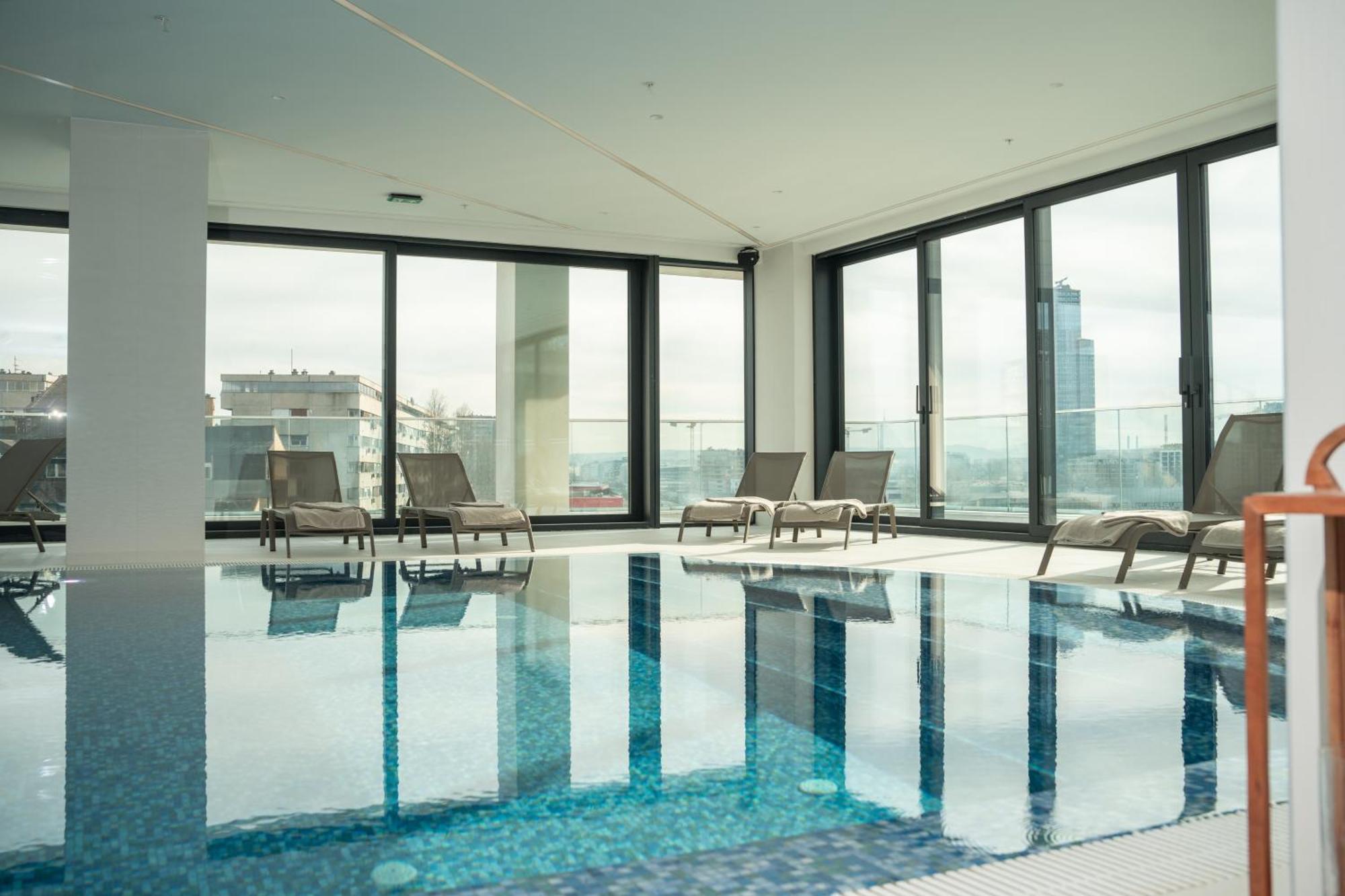 New Belgrade Premium Hotel Luaran gambar