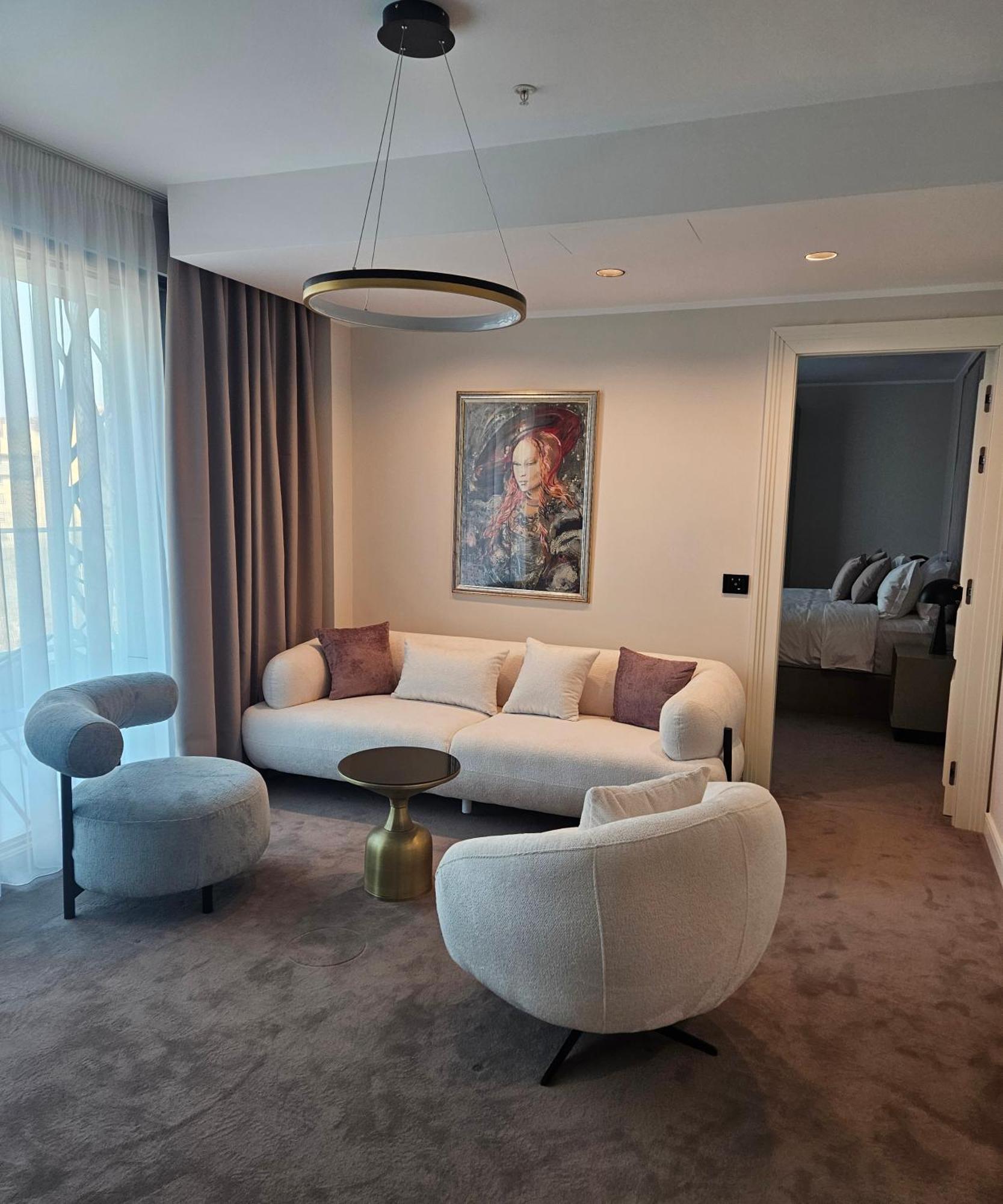 New Belgrade Premium Hotel Luaran gambar