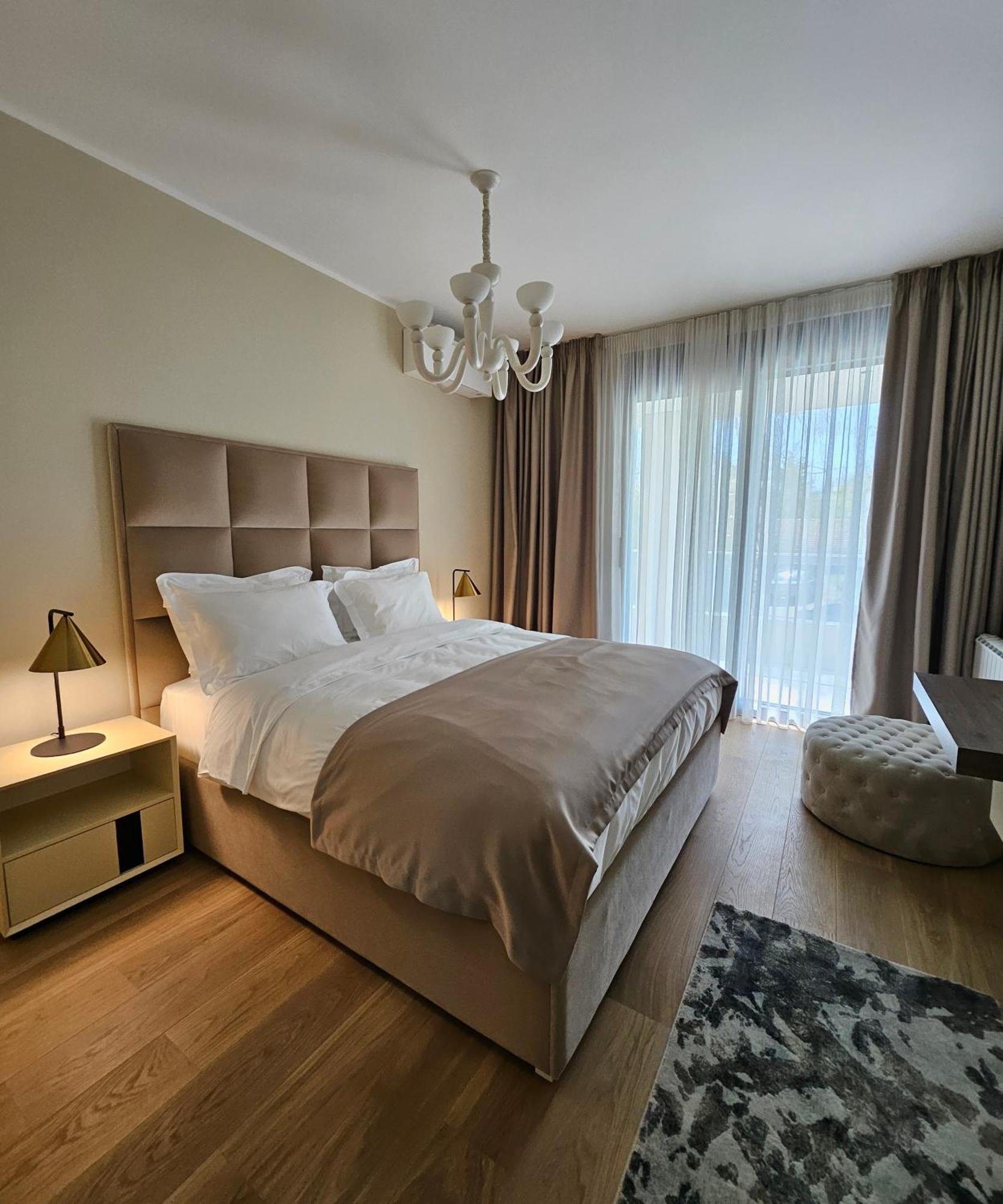 New Belgrade Premium Hotel Bilik gambar